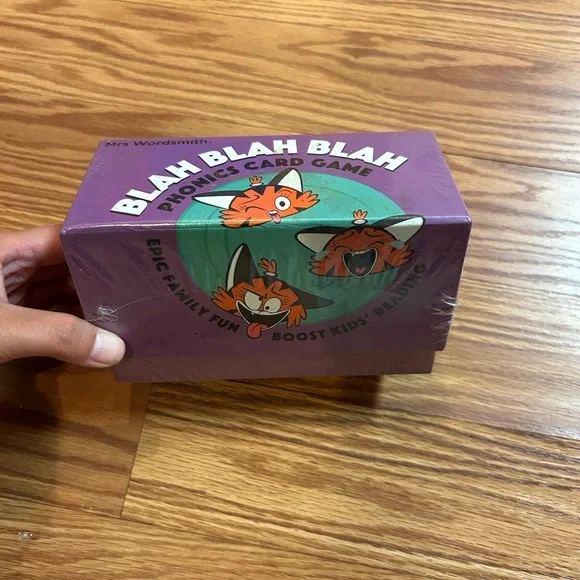 Purple Phonics Card Game - Picture 1 of 2